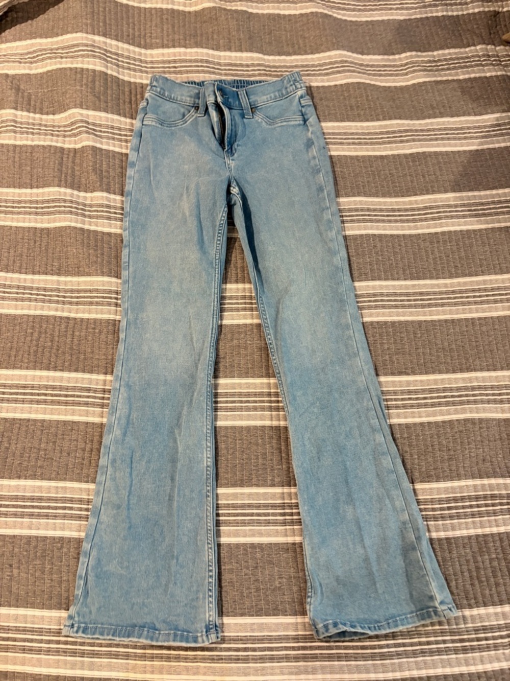 NWOT Aerie Light Blue Women's Short size small Flared Jeans